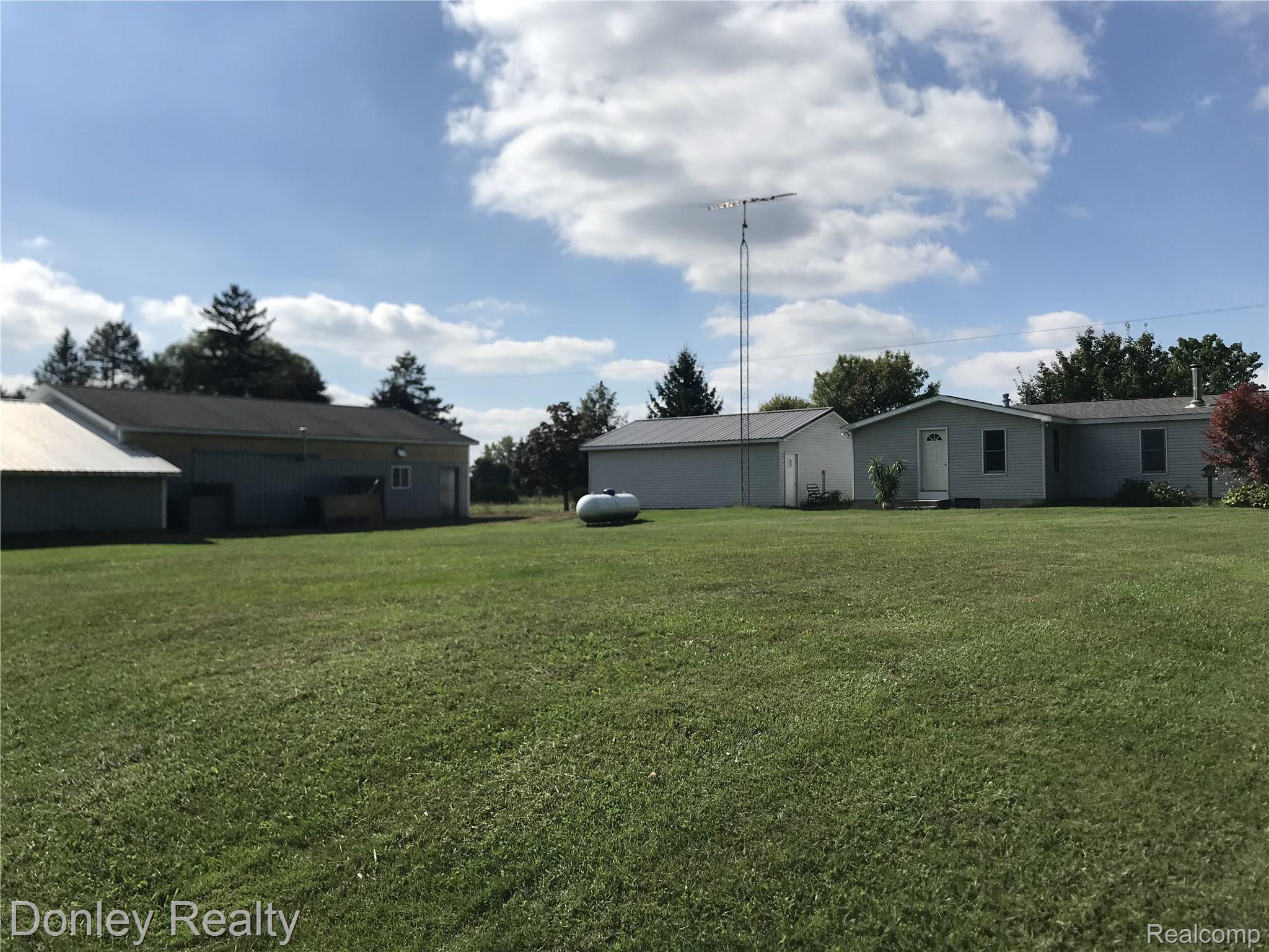6767 White Creek Road