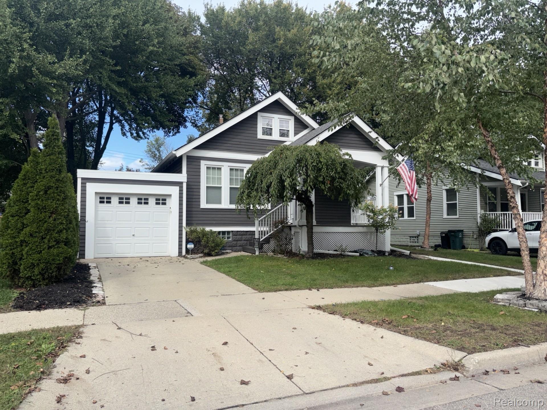 205 University Street