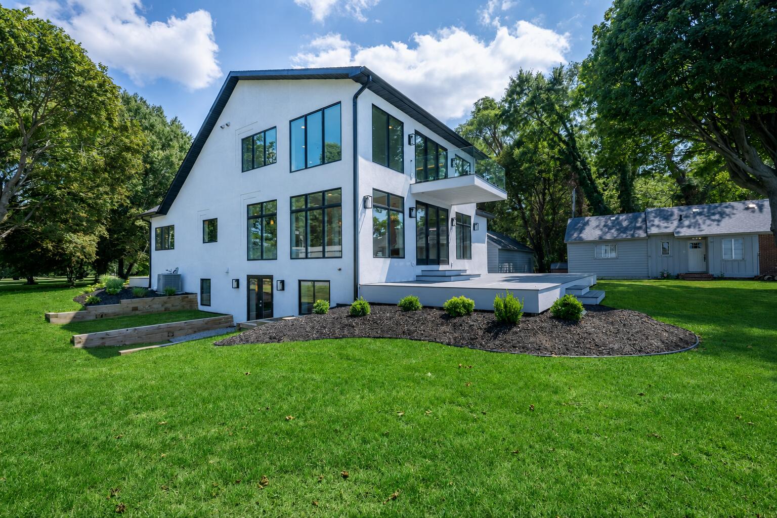 2475 Cedar Path