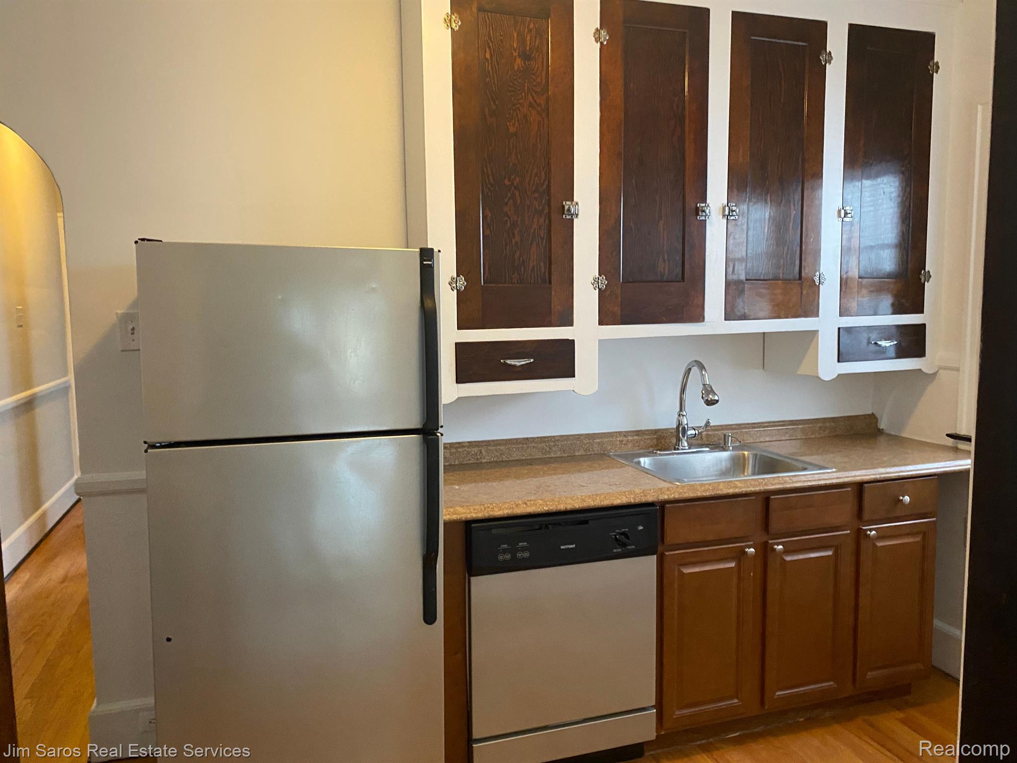 848 BEACONSFIELD Avenue