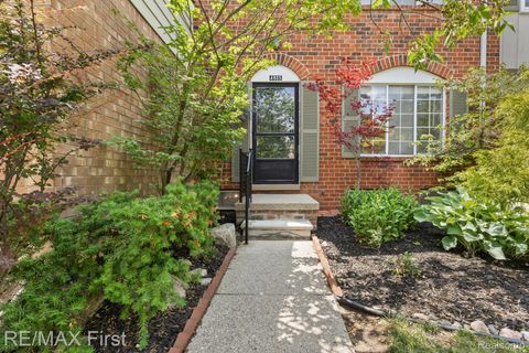 Tiny photo for 4905 Coventry Street, Royal Oak City, MI 48073 (MLS # 20261043867)