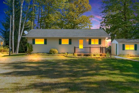 6240 Lakeshore Road Delaware Township MI 48465