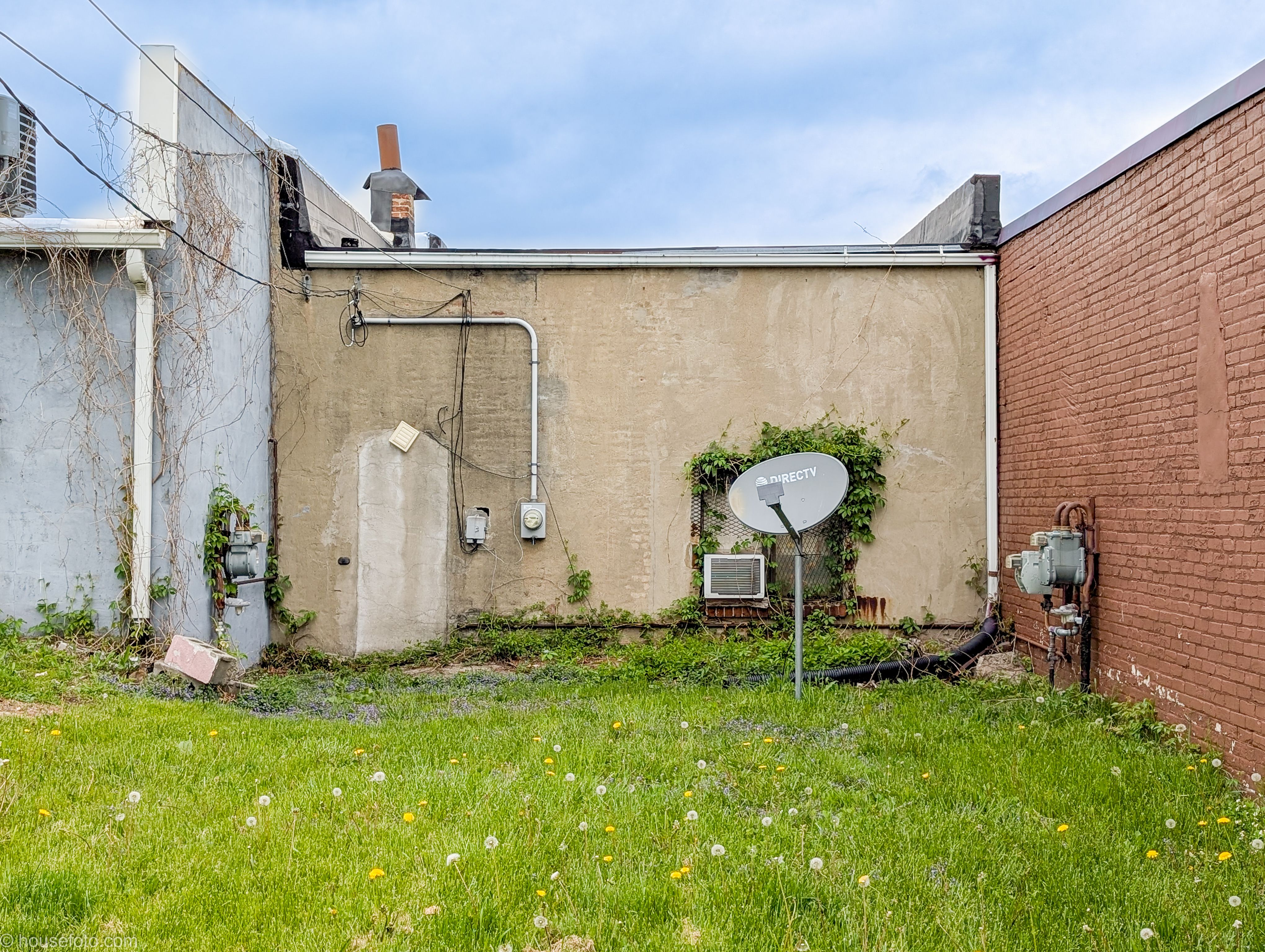 139 W VIENNA Street