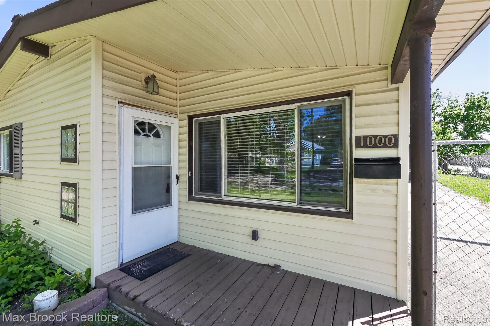 1000 E Madge Avenue