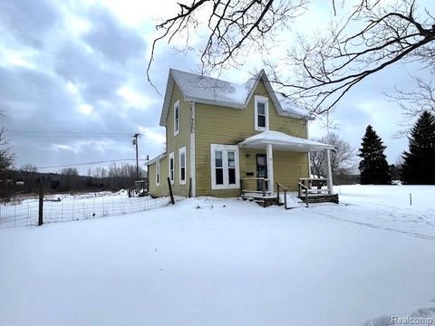 Tiny photo for 10210 County Line Road, Groveland Township, MI 48462 (MLS # 20261011469)