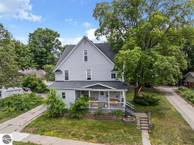 218 Cottage Street