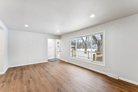 Tiny photo for 9550 Colgate Avenue, Independence Charter Township, MI 48348 (MLS # 5050196406)