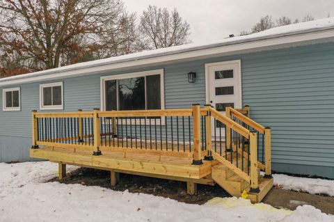 Tiny photo for 9550 Colgate Avenue, Independence Charter Township, MI 48348 (MLS # 5050196406)