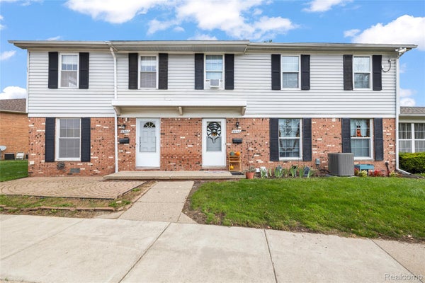 6960 HARVARD LN, CANTON, MI 48187 - Image bce62bb5252017ceee010051d314a1c3/633946210