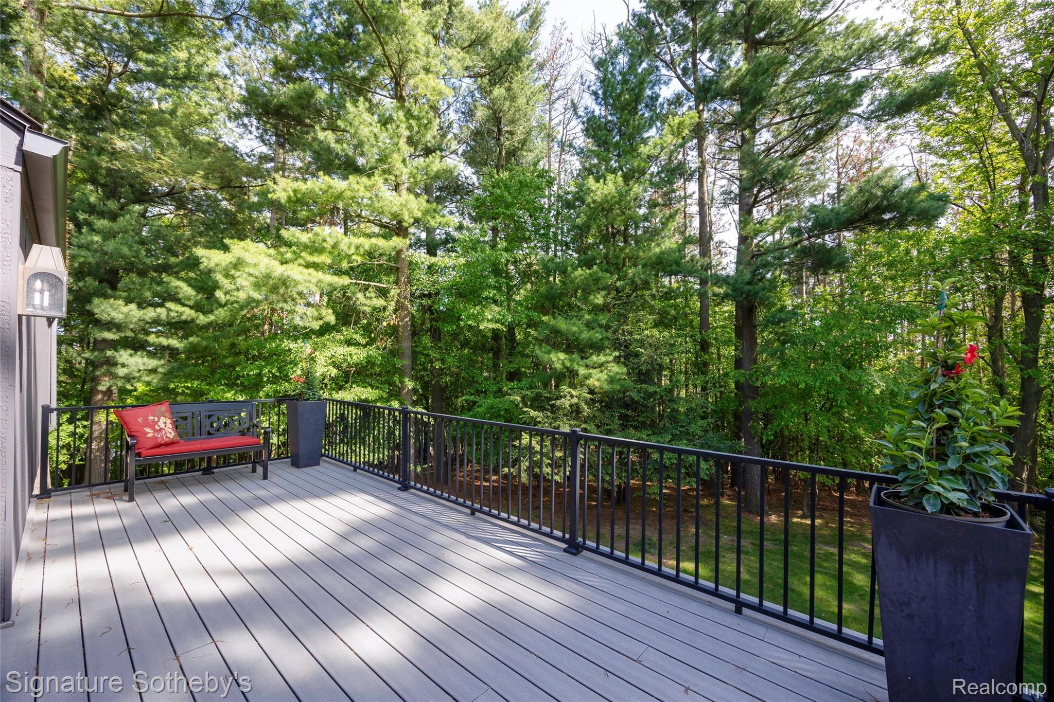 1897 Pine Ridge Lane 12