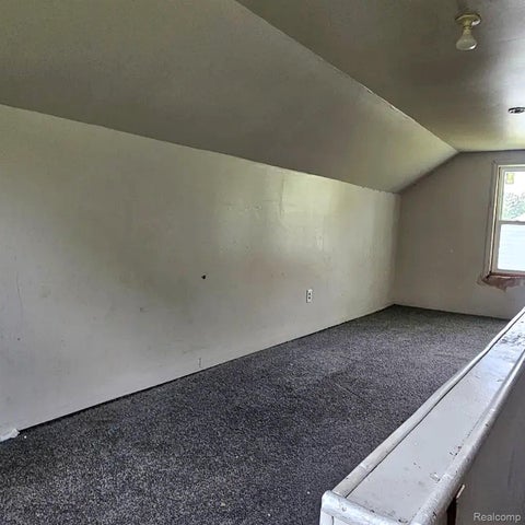 Tiny photo for 629 Spencer Street, Flint City, MI 48505 (MLS # 20261069415)