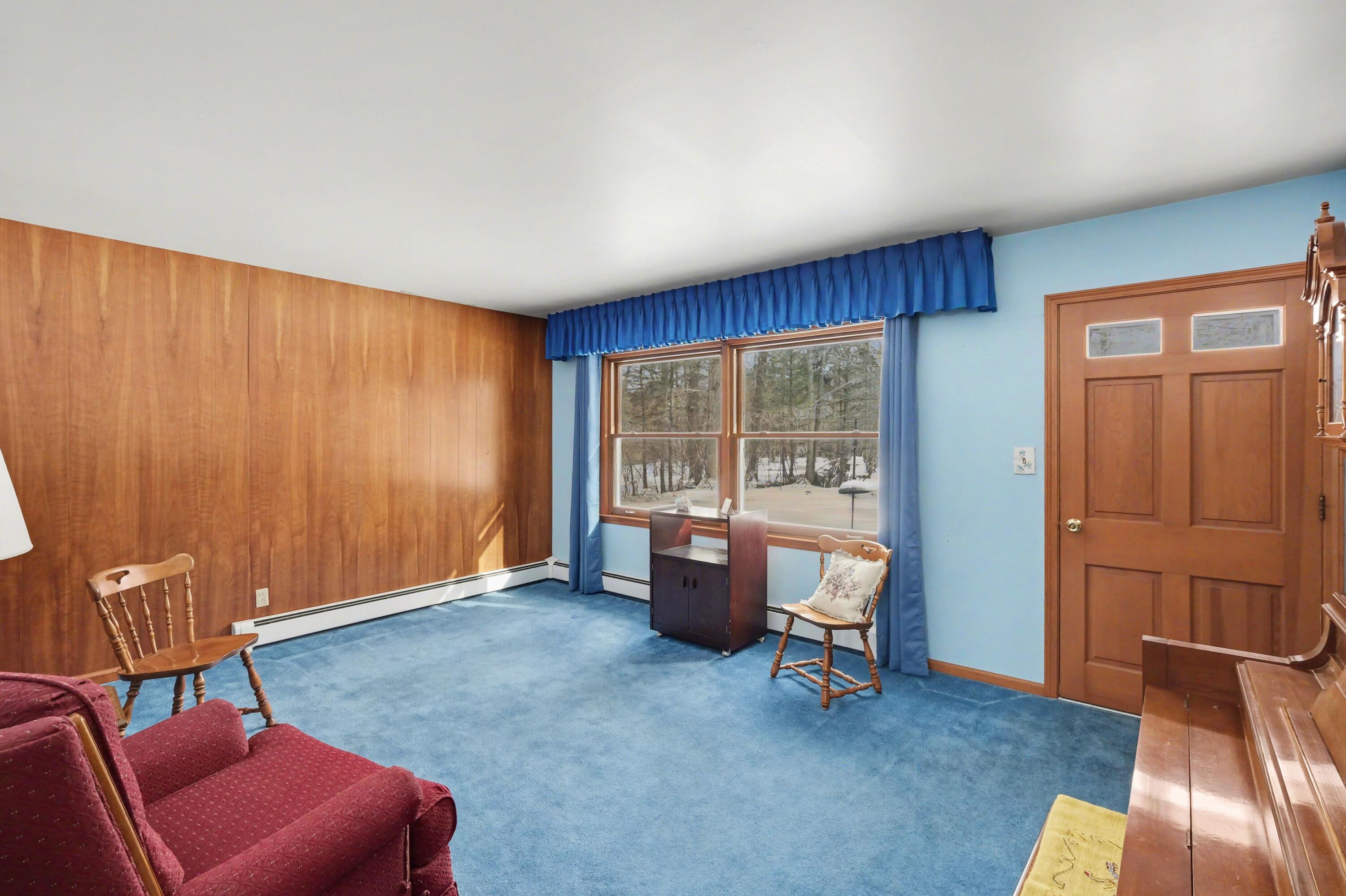 7945 Pine Island Drive NE