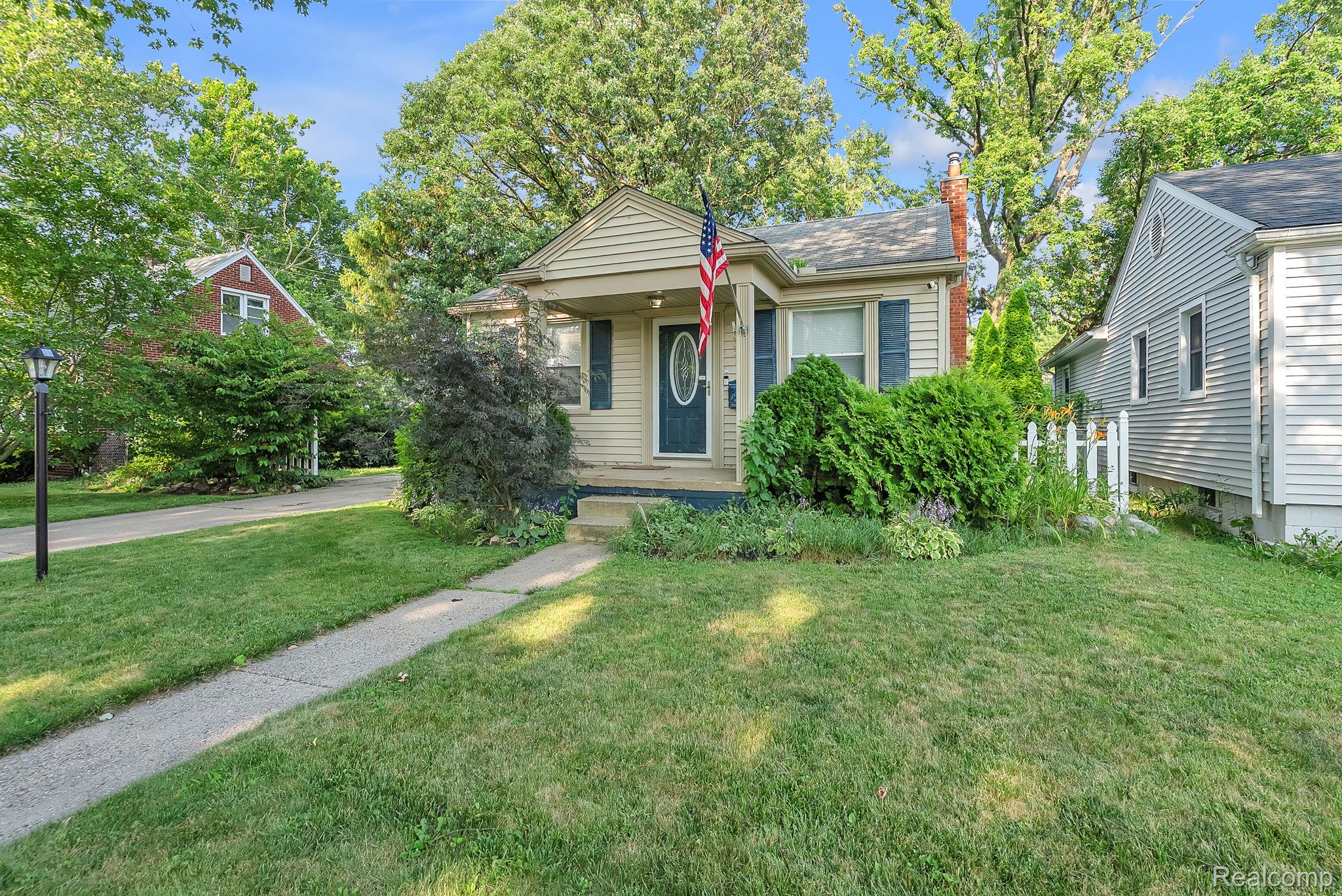 3321 Williams Street