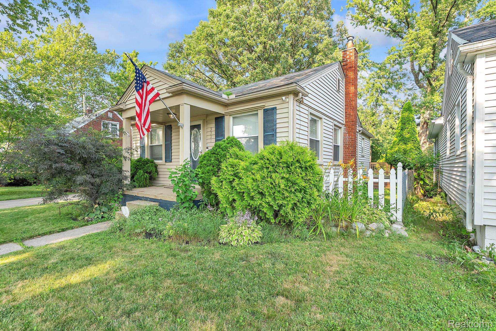 3321 Williams Street