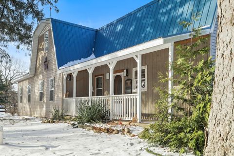 6446 W Beard Road Woodhull Township MI 48872