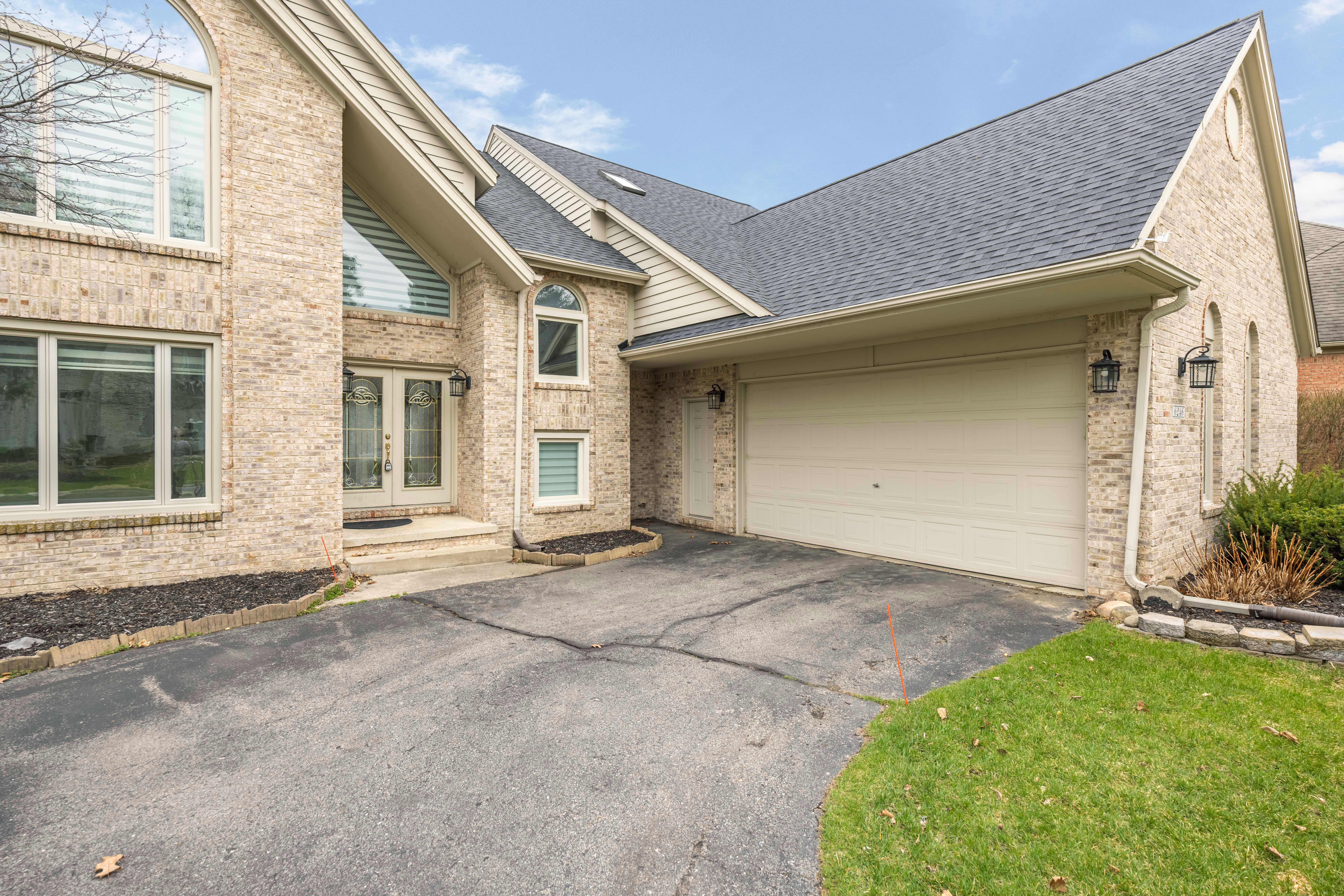 6246 Lindsay Court