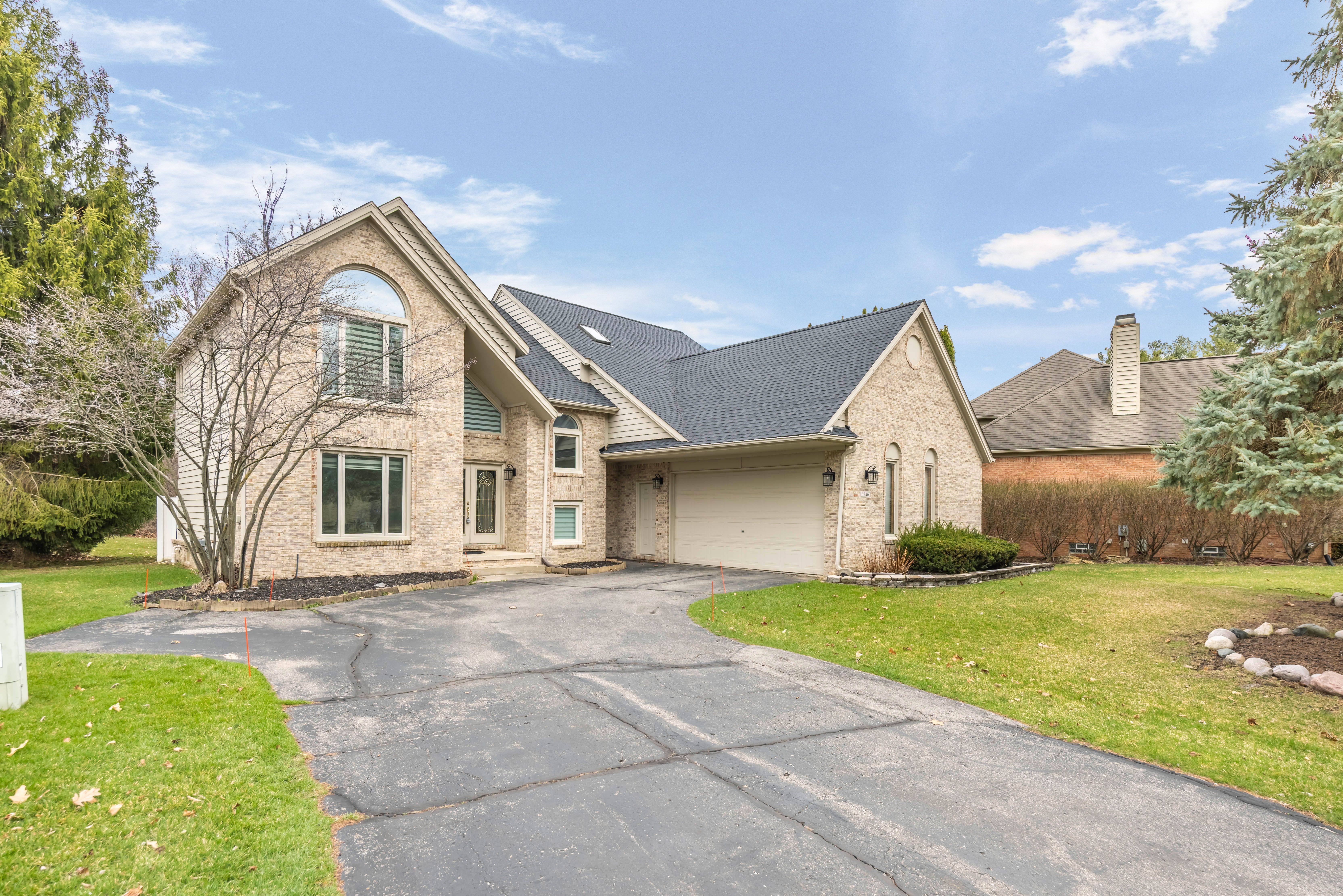 6246 Lindsay Court