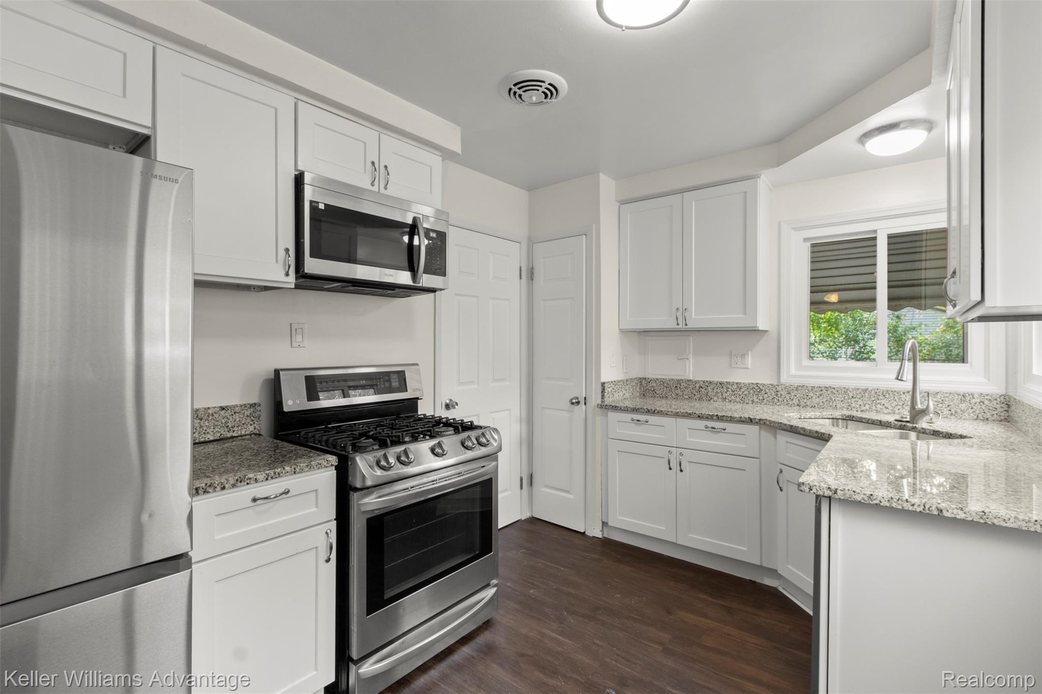 21701 Parklawn Street