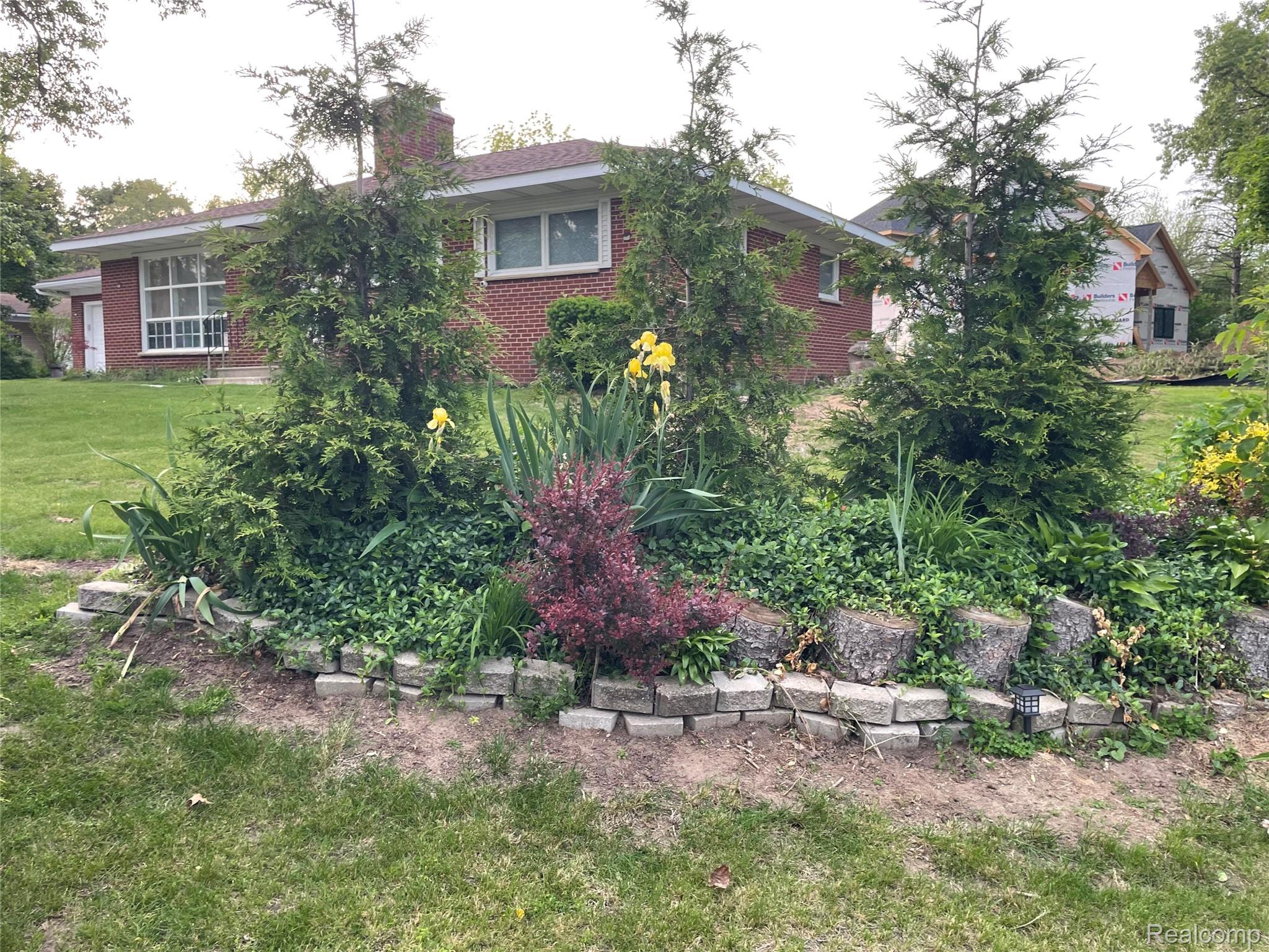 3443 Nichols Road