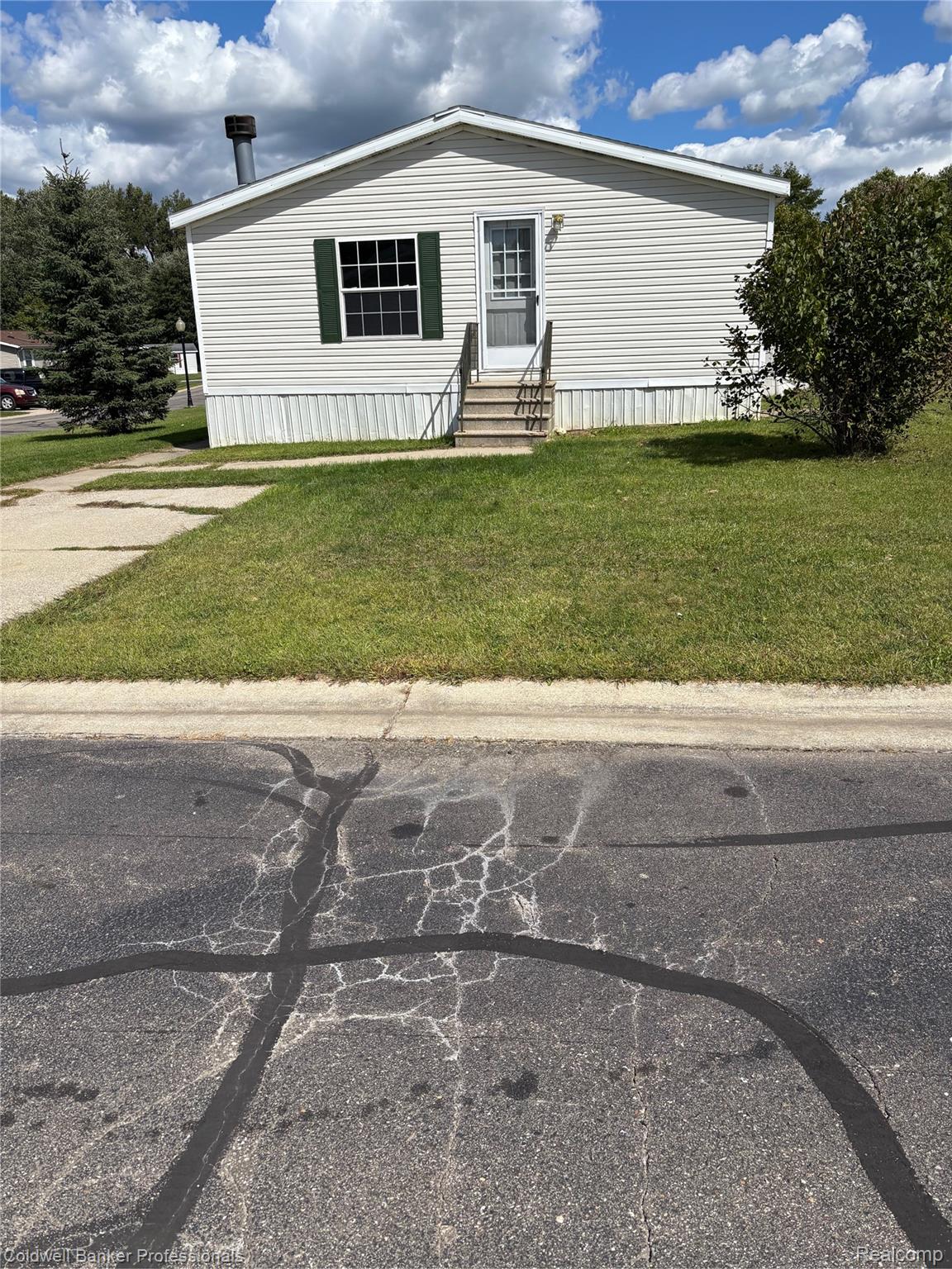 315 Orchard Cove Drive