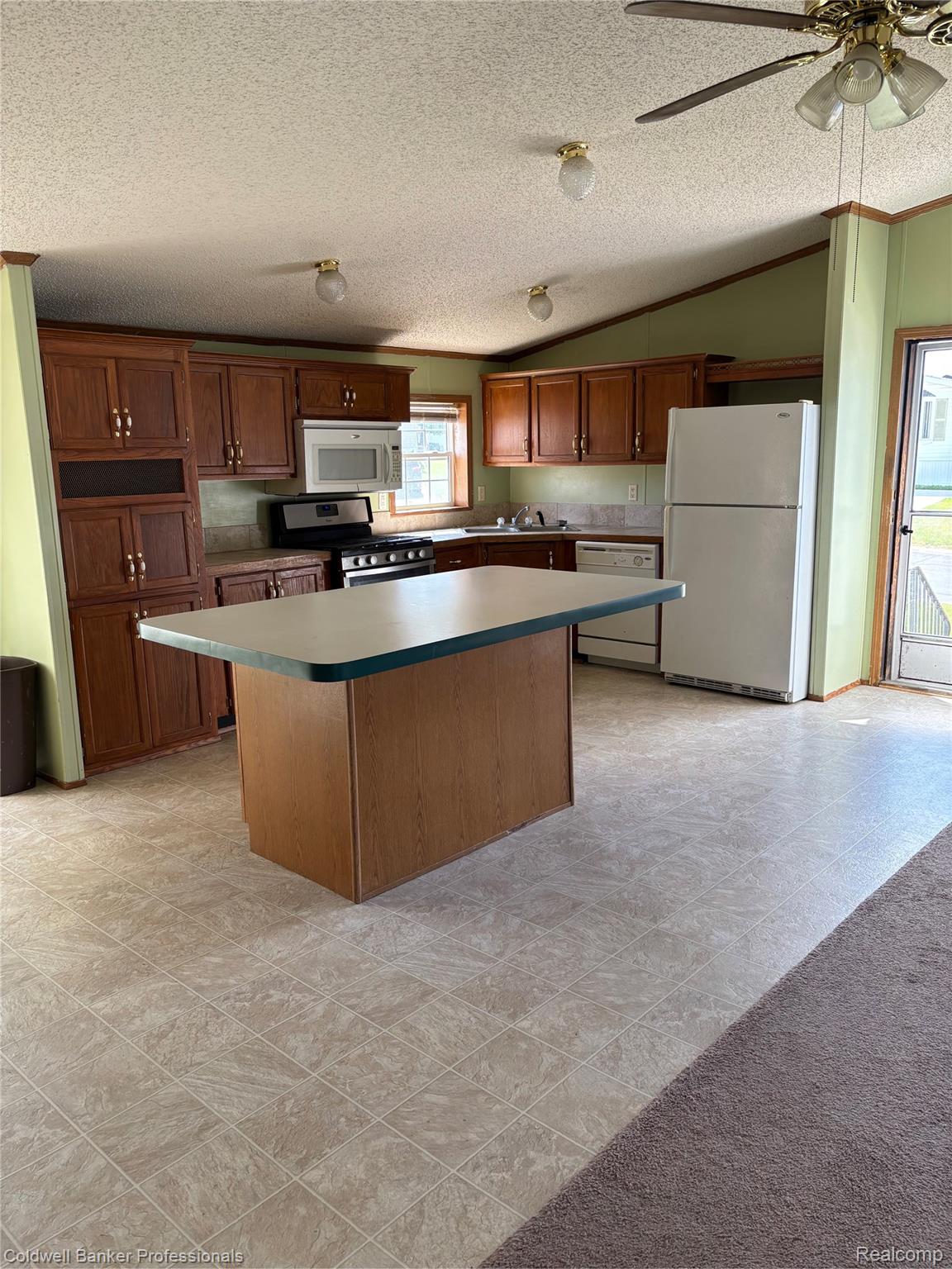 315 Orchard Cove Drive