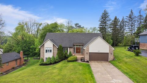 4578 PINE VILLAGE Drive West Bloomfield Charter Township MI 48323