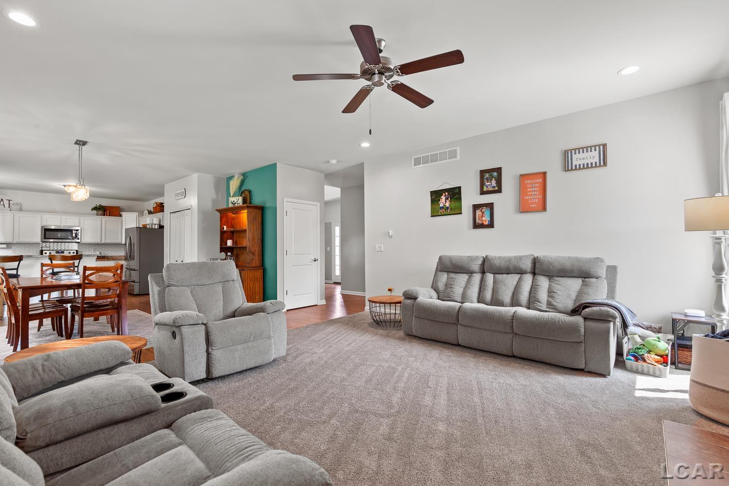 1654 Nicholas Lane