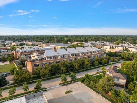 333 E PARENT AVE UNIT 19, ROYAL OAK, MI 48067 - Image bd2d9ed9f5f349665c3ad67cff5efac3/1238623260