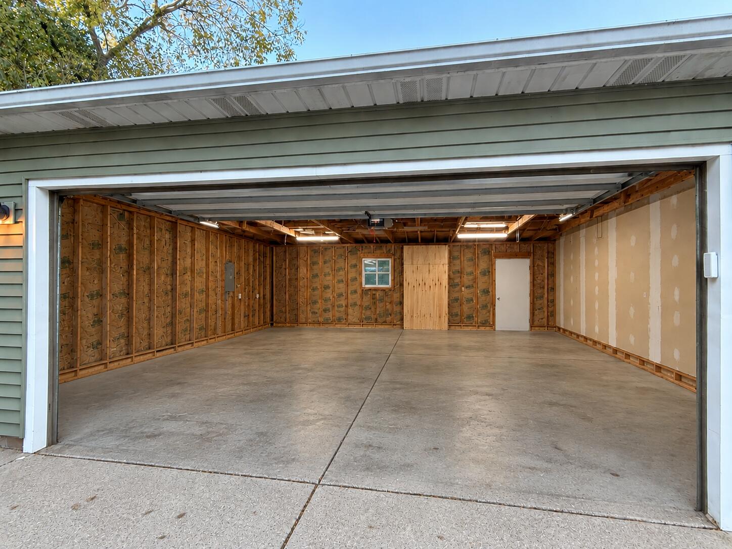 10213 Bath Road