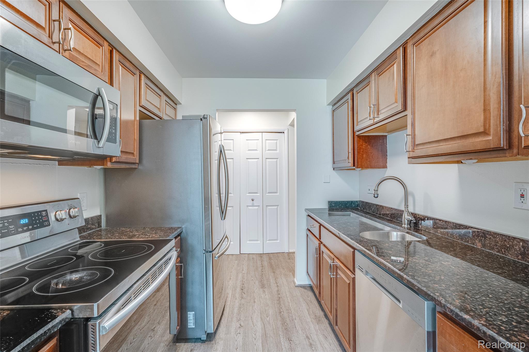 29860 W 12 Mile Road 604