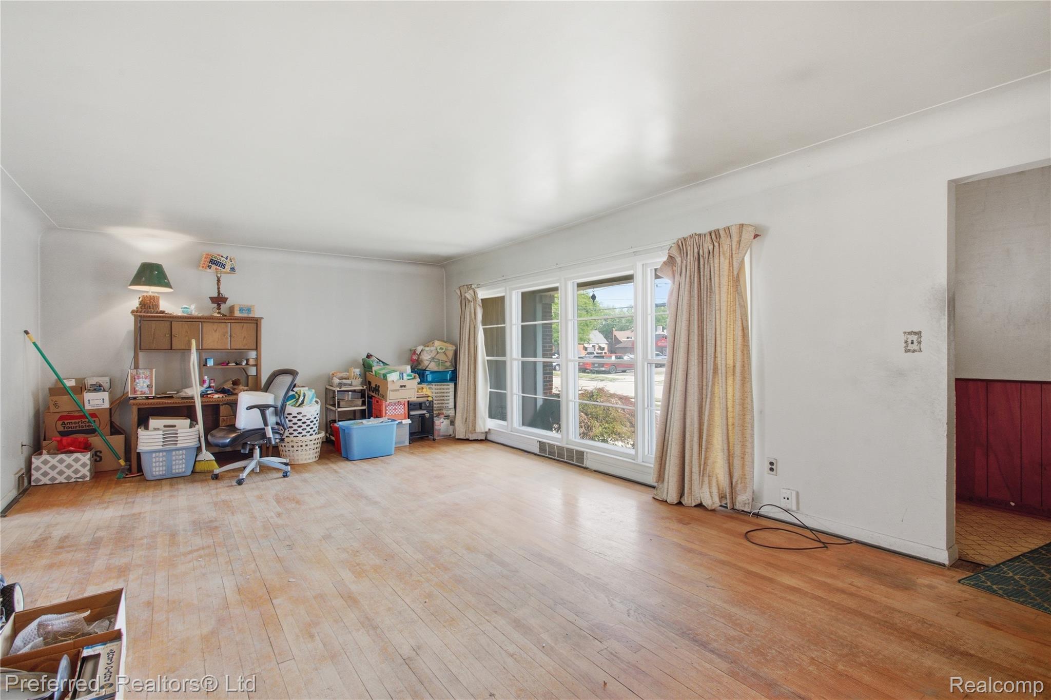 860 Palmer Street