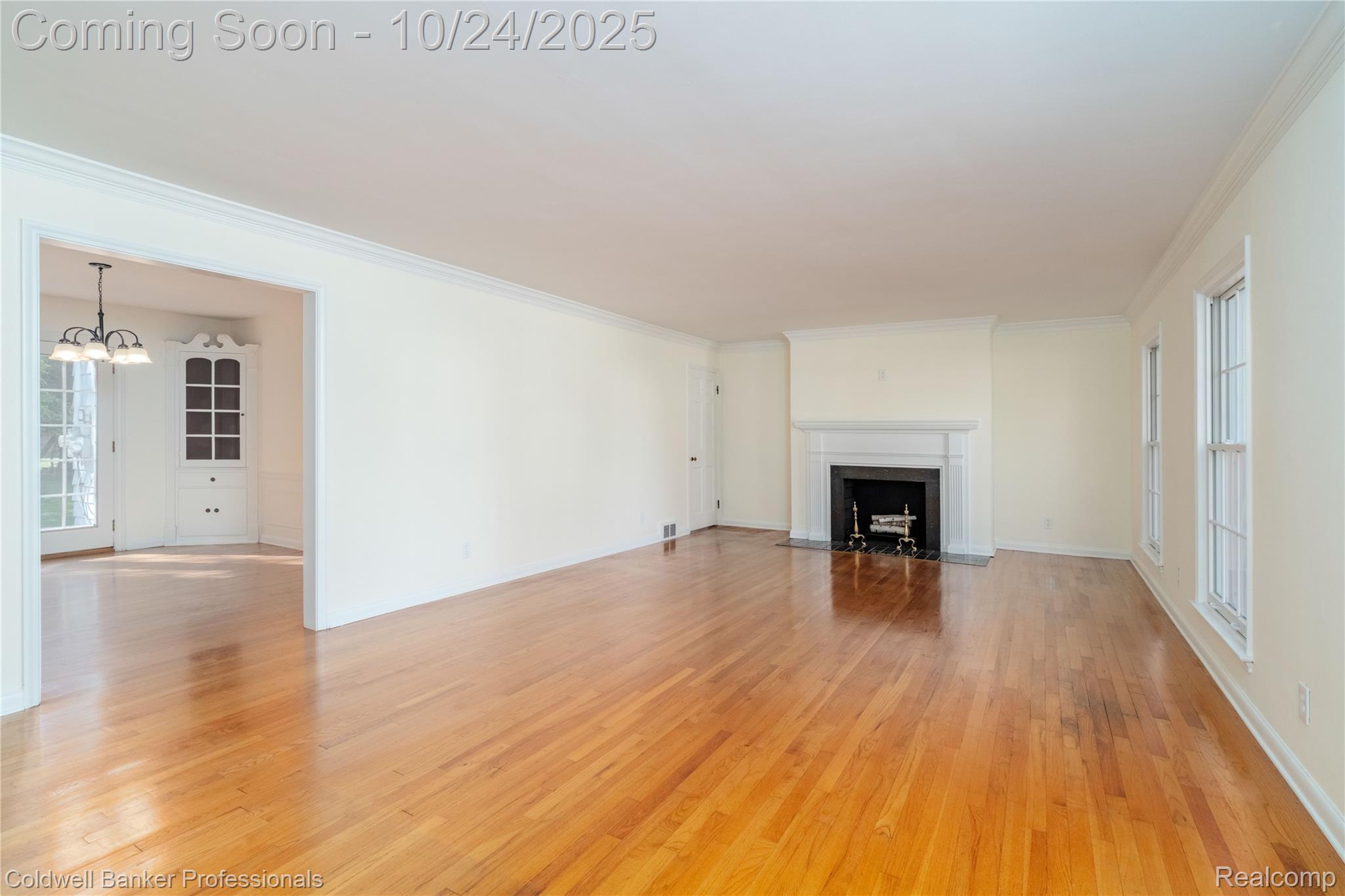 499 Sunningdale Drive