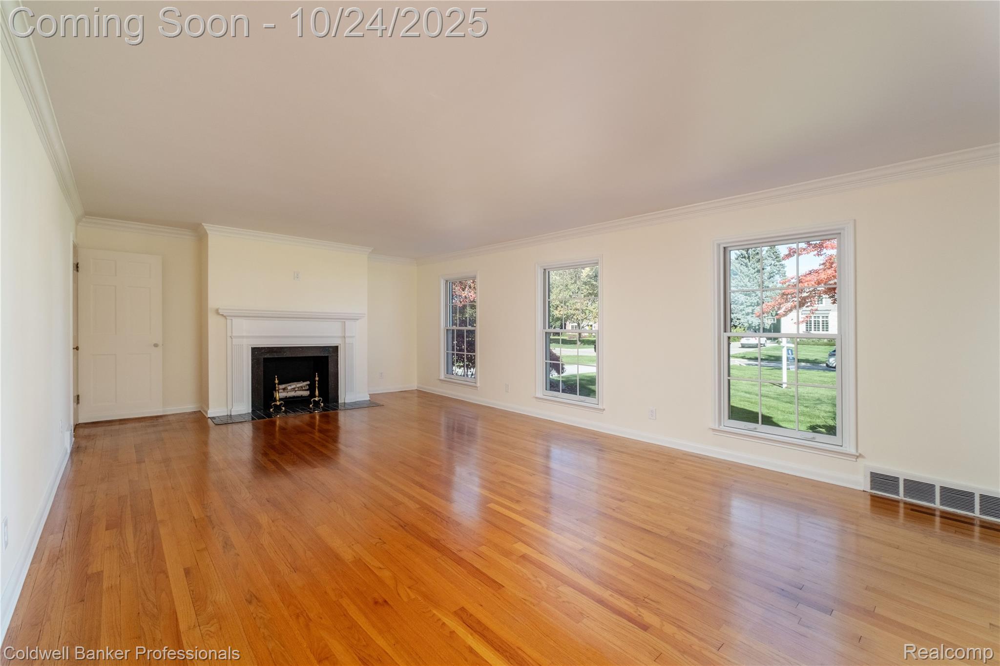 499 Sunningdale Drive