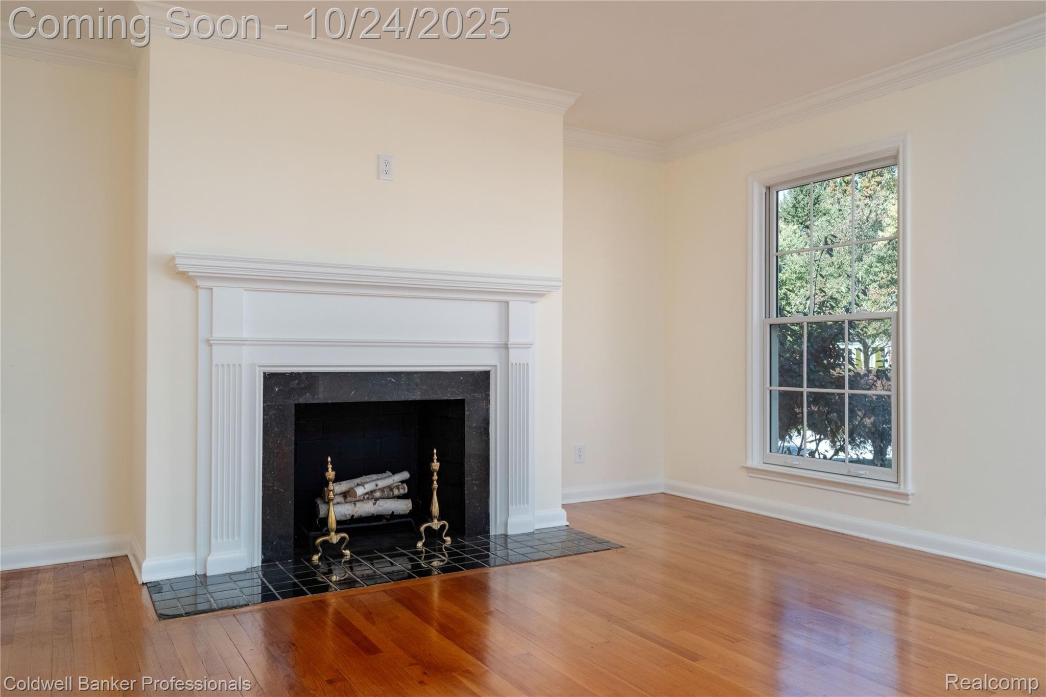 499 Sunningdale Drive