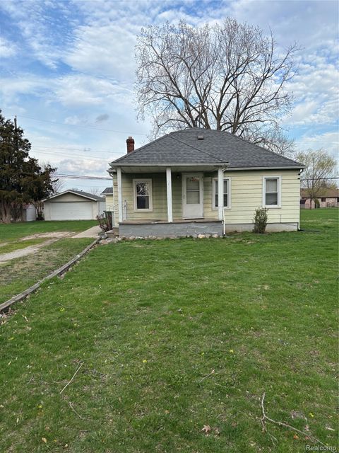 15151 Drysdale Street Southgate City MI 48195