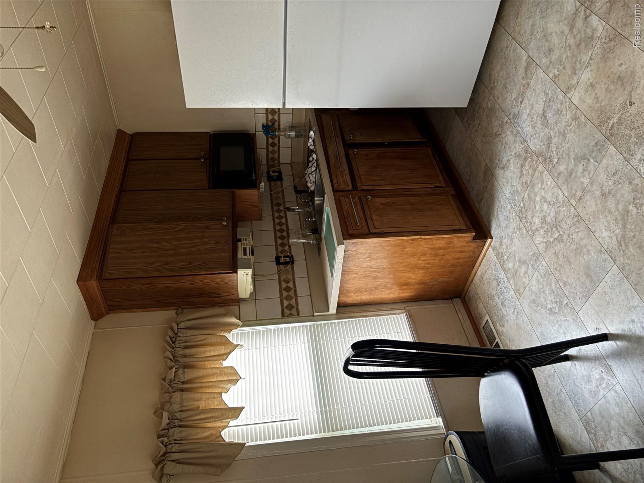 15151 Drysdale Street