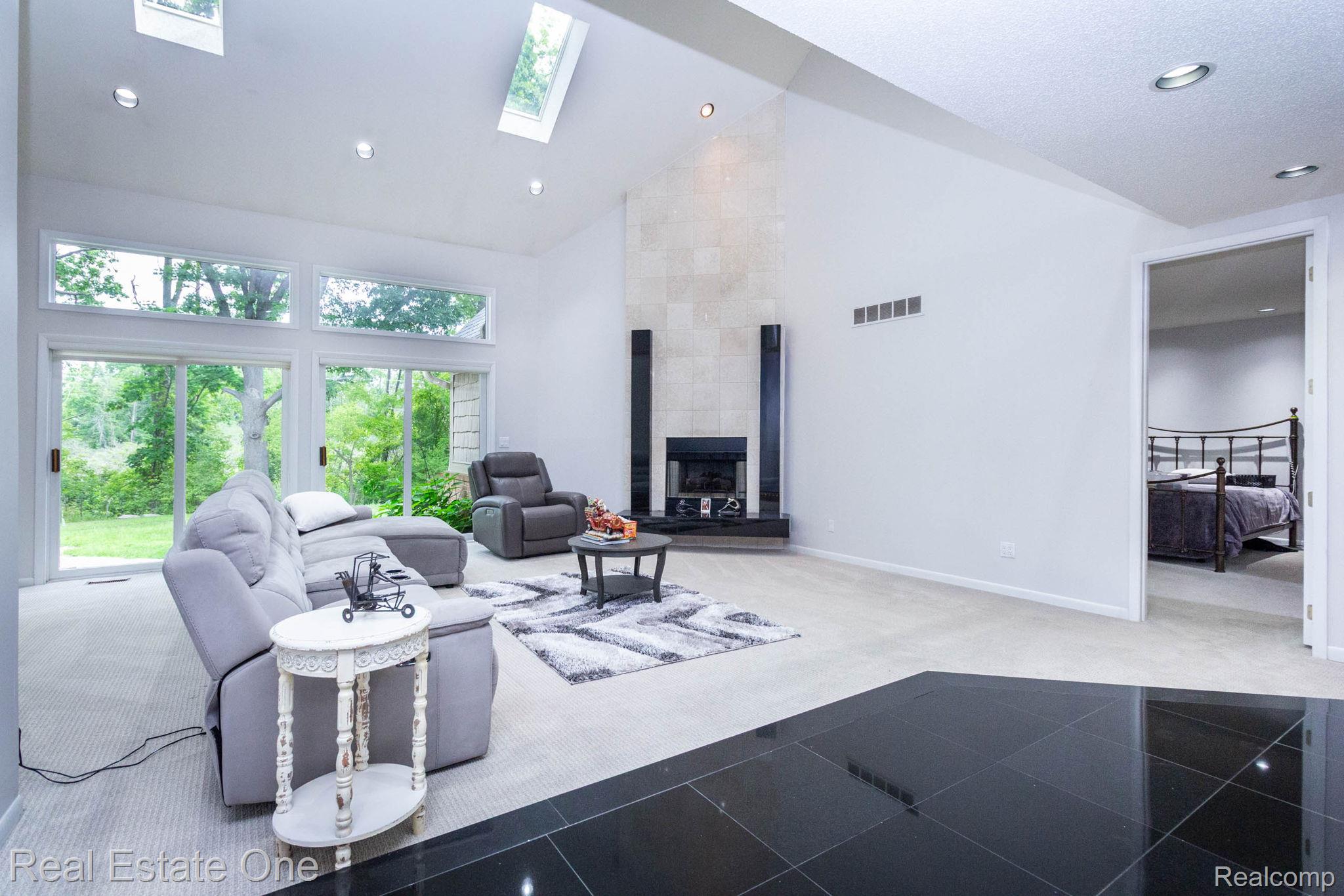 3738 Cherrywood Court