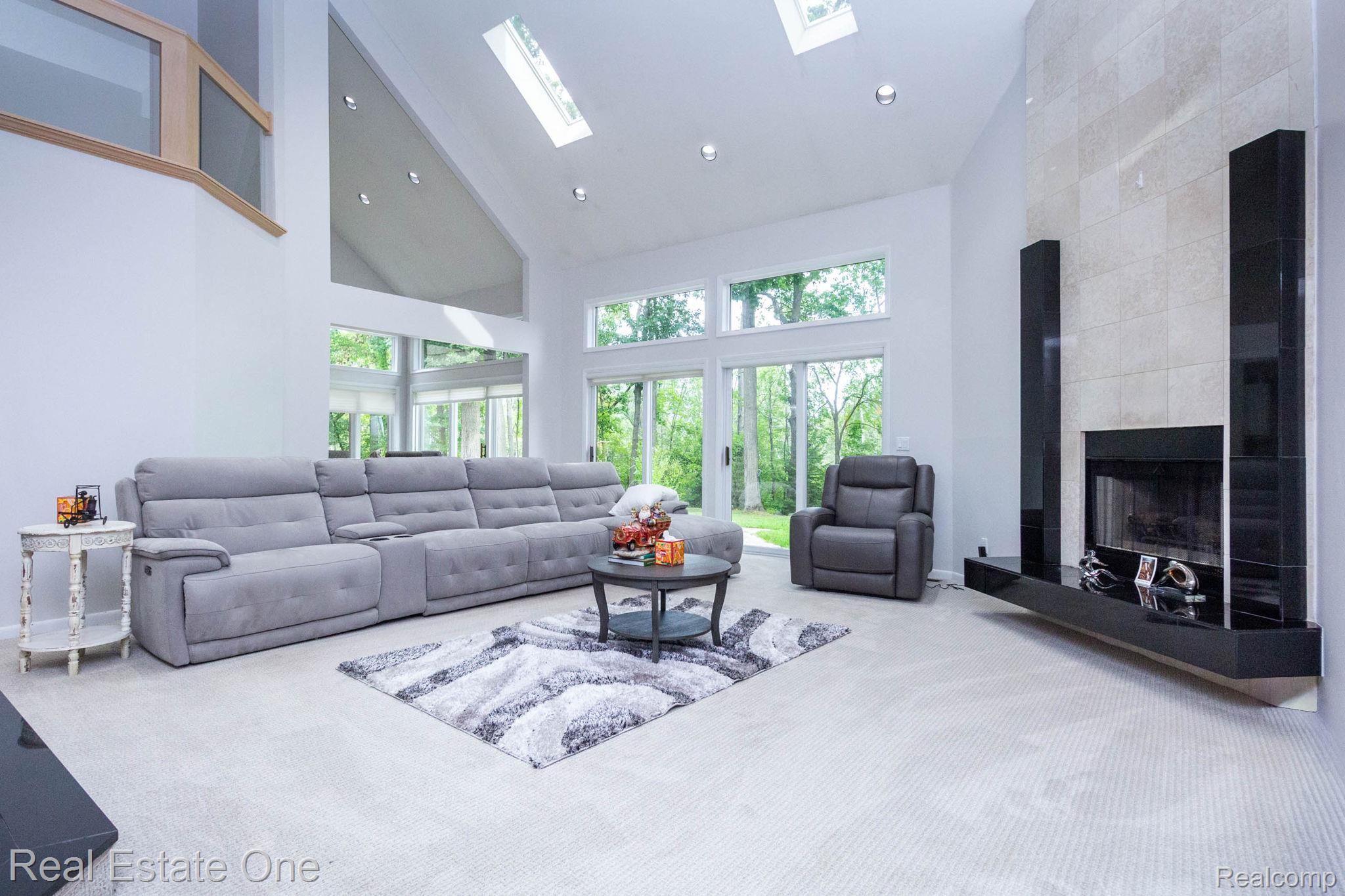 3738 Cherrywood Court