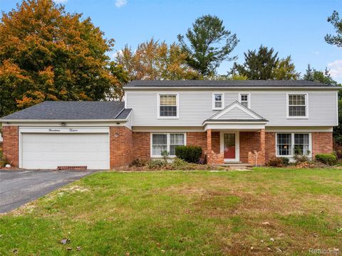 1912 Hunters Ridge Drive Bloomfield Hills City MI 48304