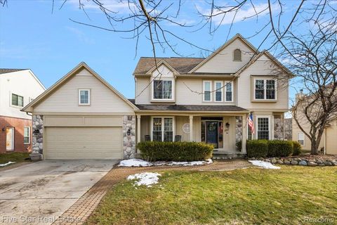 1047 Saddle Drive South Lyon City MI 48178