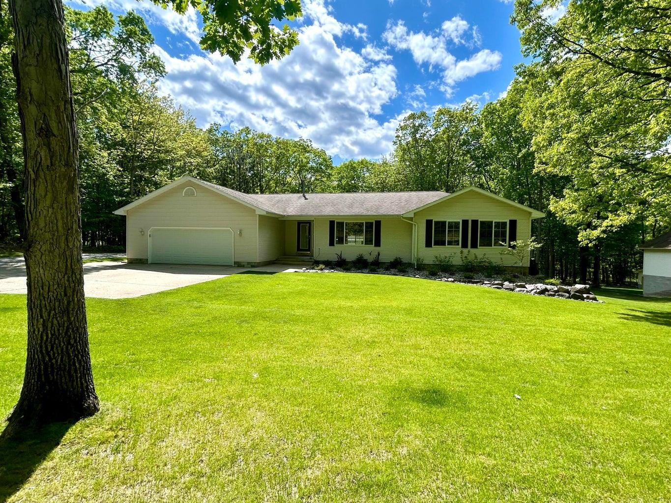 10603 Tall Oaks Court