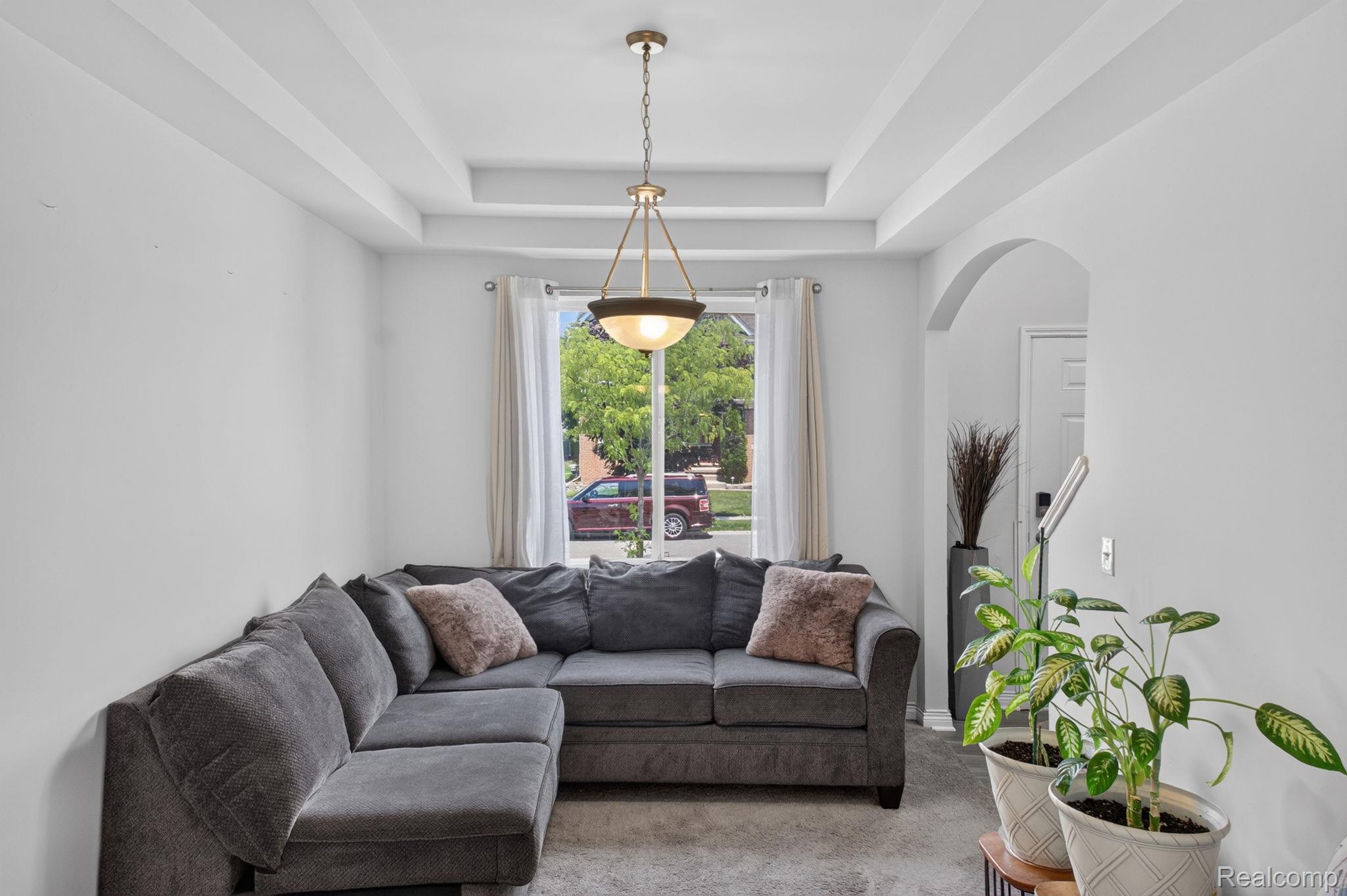 5168 Bradmore Lane