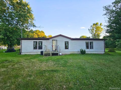 6392 Lake Rd Genesee Charter Township MI 48746