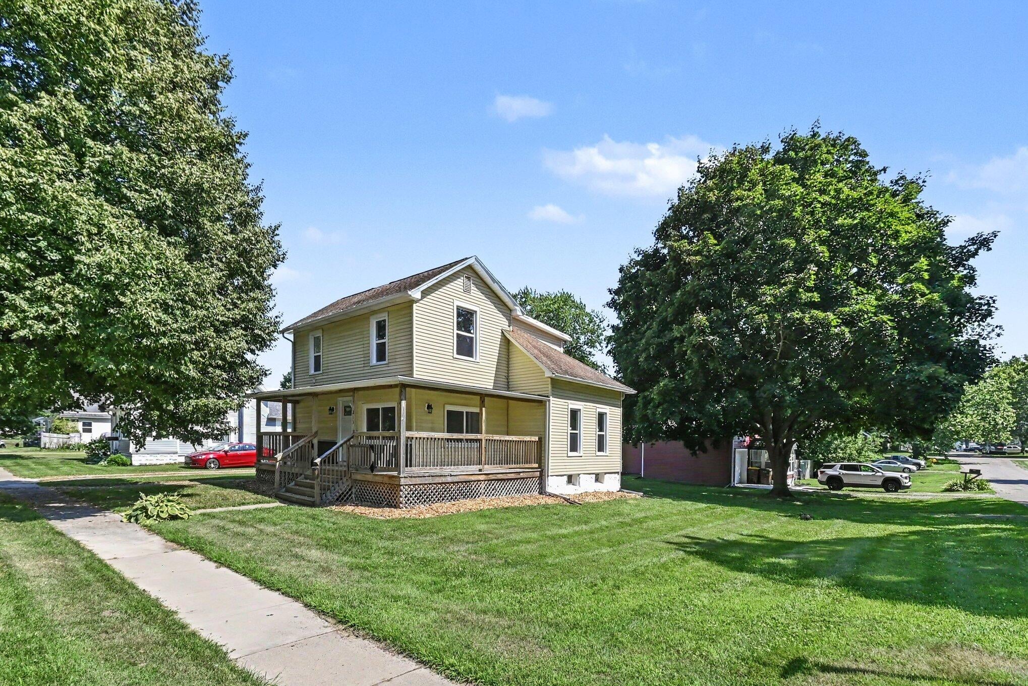 211 King Street