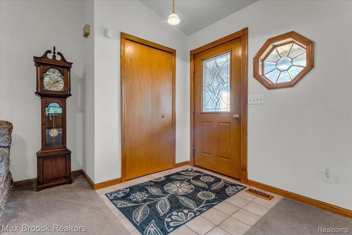 1829 Farnsworth Road