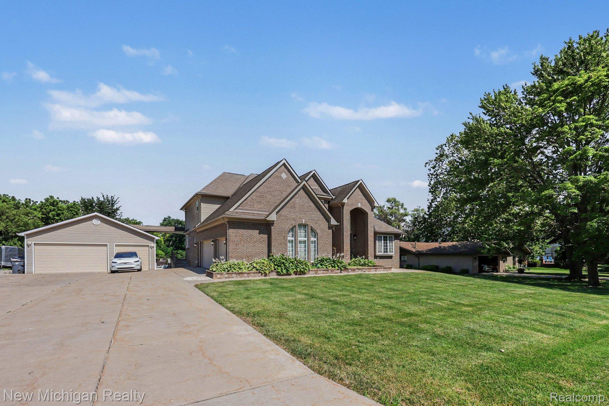 3812 Finch Drive