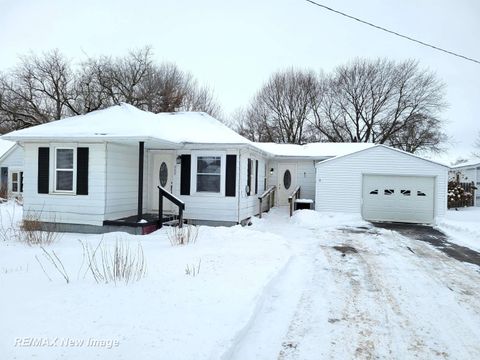 A home in ThomasTownship_Saginaw