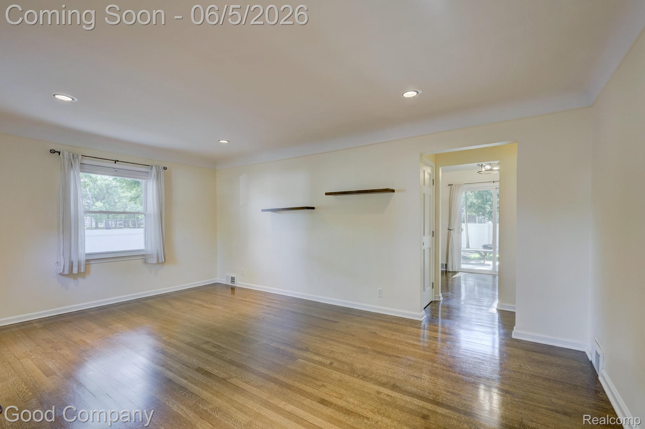 1218 Hoffman Avenue