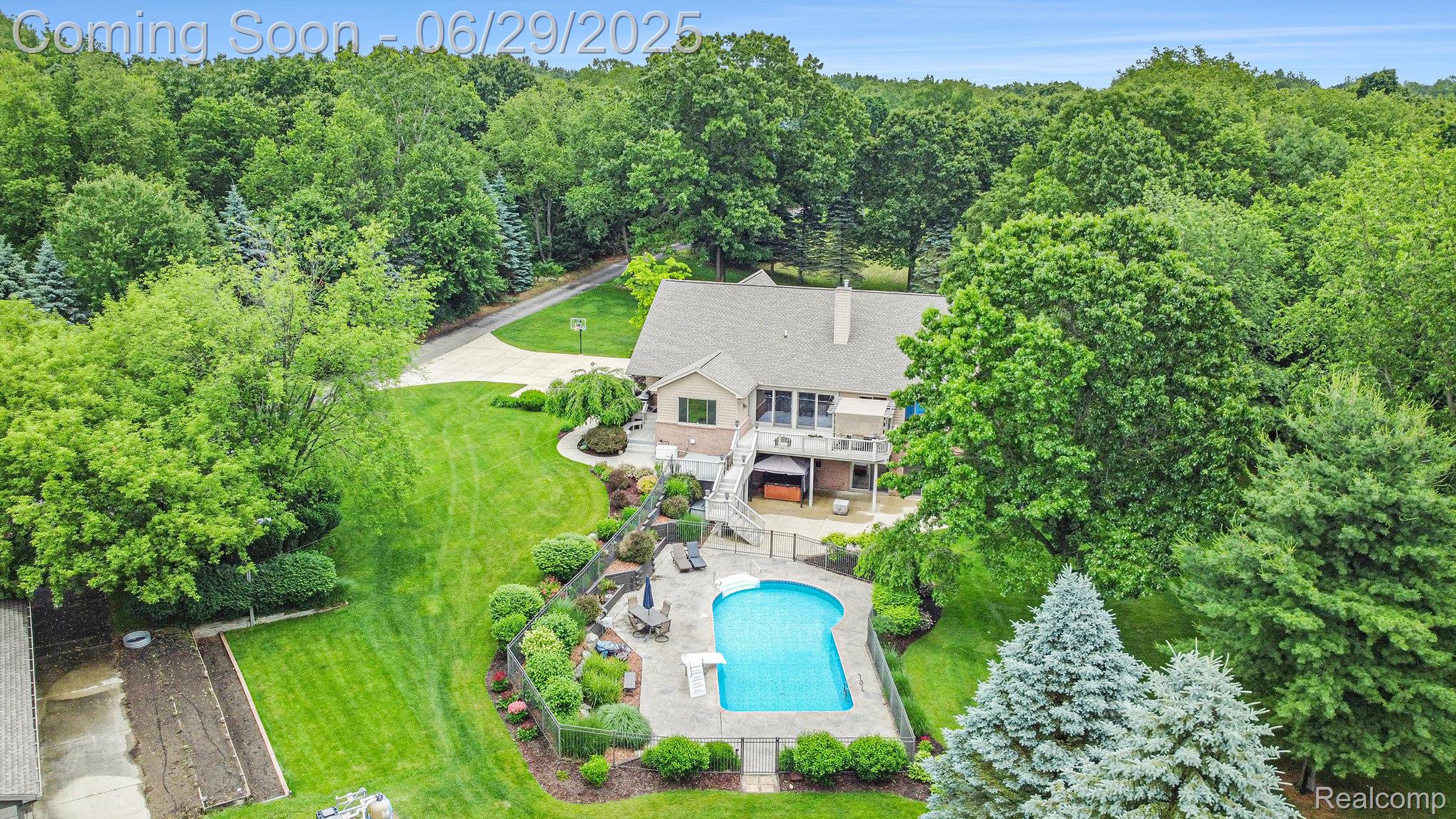 4301 Rolling Acres Drive