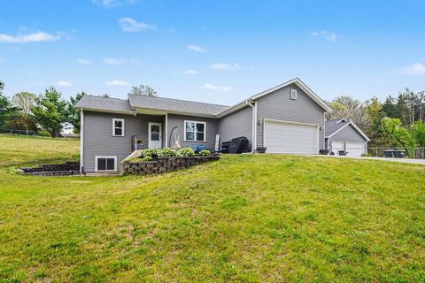 Photo of 31800 Pine Ridge Circle, Antwerp Township, MI 49065 (MLS # 66026024106)